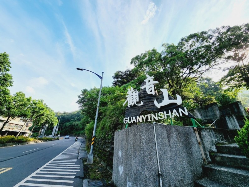 新北市八里區 | 亞洲形上觀音山揹水隊 | 小觀音奉茶處