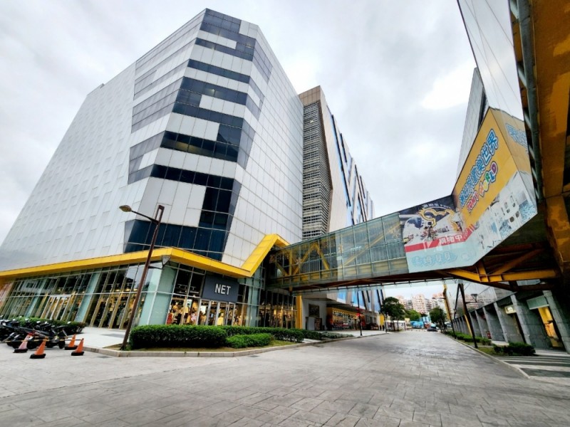 苗栗縣頭份市 | 尚順育樂世界｜君樂飯店 育樂世界 育樂天地