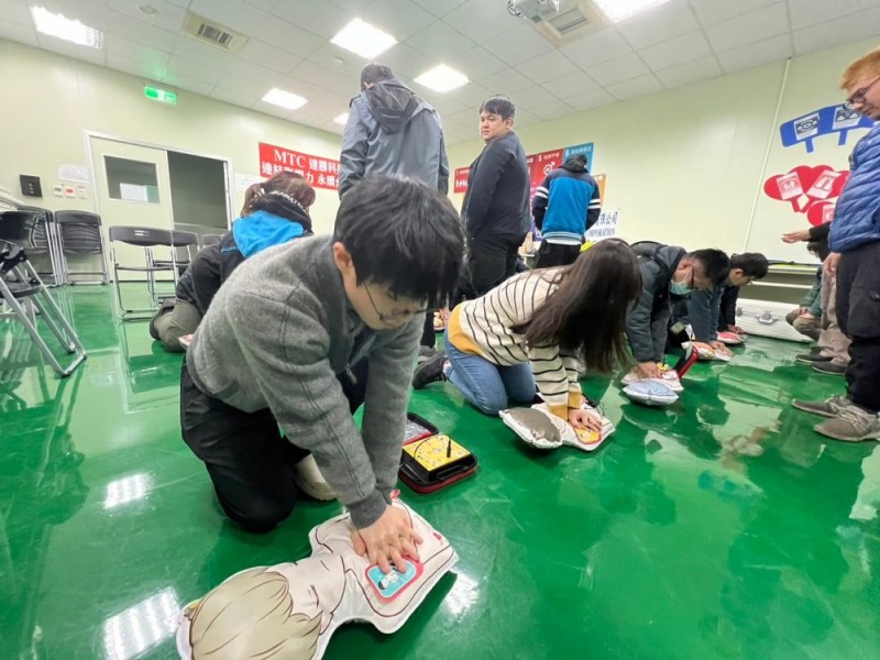 CPR+AED急救教育訓練 | 達勝科技股份有限公司