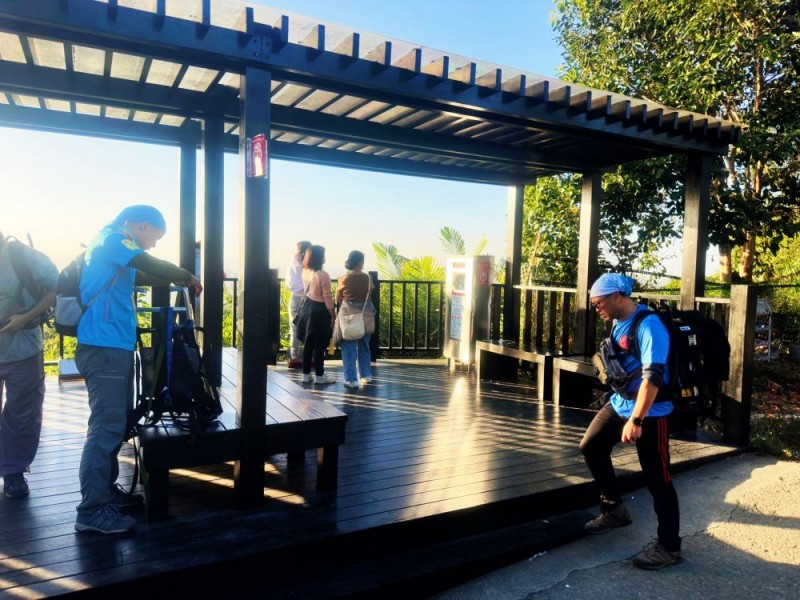 台中市北屯區 | 大坑頭嵙山9號步道登山口往上0.6K涼亭 | 亞洲形上觀音山揹水隊捐贈