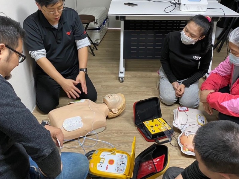 CPR+AED急救教育訓練 | 九九創新生技有限公司