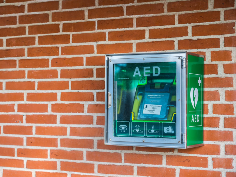 AED 價格多少？AED 租賃比較好？3 大購買注意事項一次看！