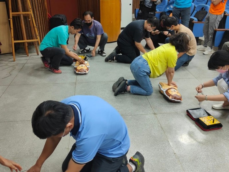 CPR+AED急救教育訓練 | 屏東縣內埔鄉新生國民小學