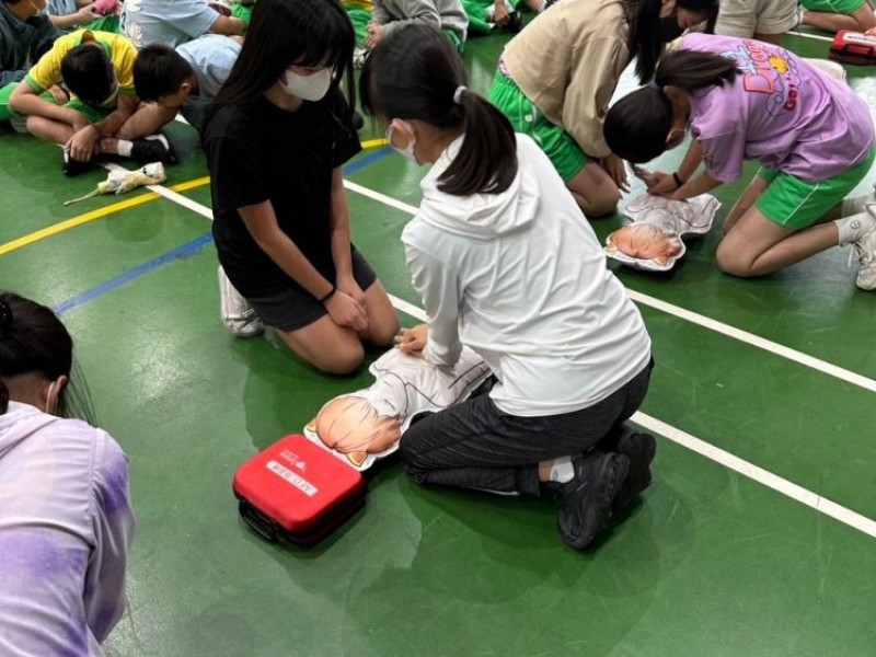 CPR+AED急救教育訓練 | 桃園市桃園區建國國小