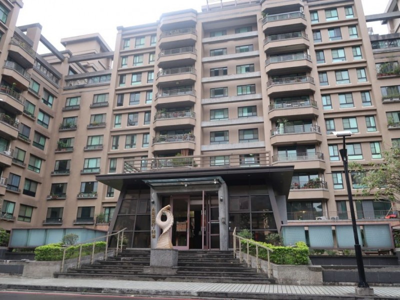 桃園市桃園區 | 輕井花道社區