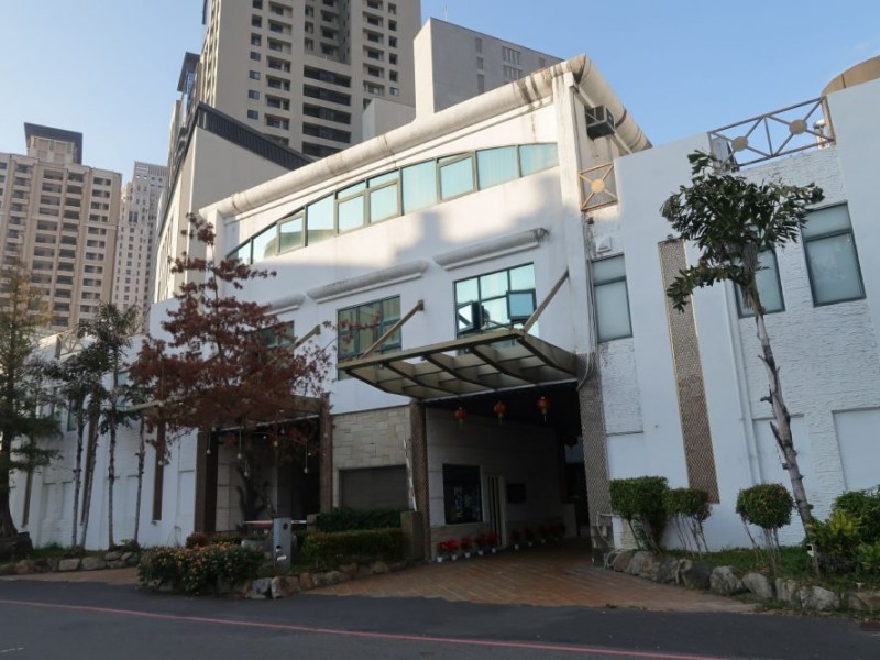 台中市西屯區 | 樺品居汽車旅館