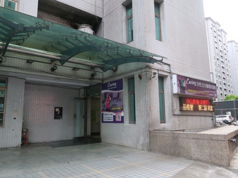 桃園市桃園區 | Curves可爾姿桃園國際店