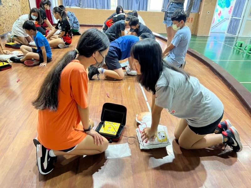 CPR+AED急救教育訓練 | 桃園市蘆竹區大華國民小學