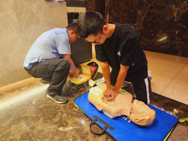 CPR+AED急救教育訓練 | 巴黎線上社區 | 東森警備保全股份有限公司