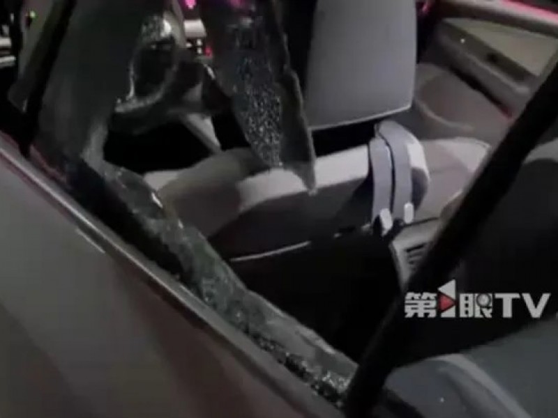 AED事件 | 車窗遭砸破！原來是AED IN CAR派上用場 車主決定不索賠再買一台AED