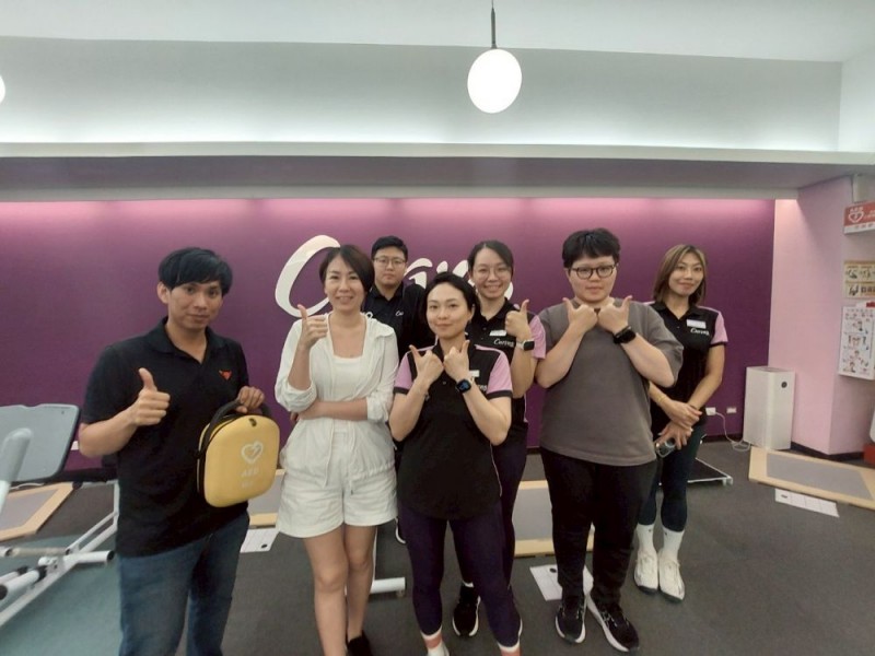 CPR+AED急救教育訓練 | Curves可爾姿環狀運動 | 文山保儀店