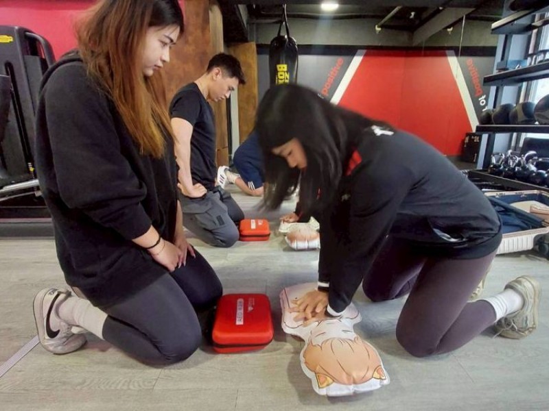 CPR+AED急救教育訓練 | snap fitness 勁律健身| 新竹民族分公司