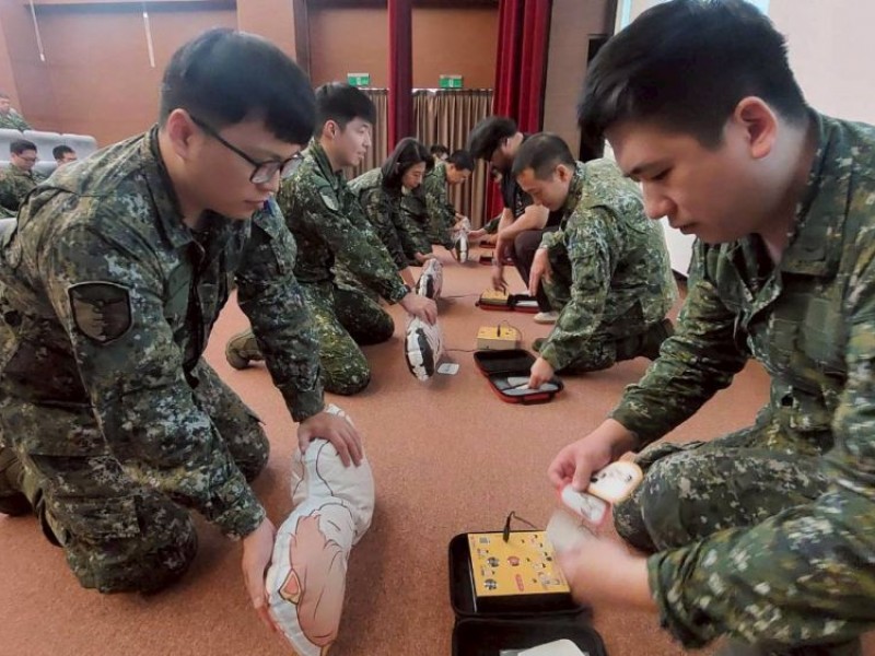CPR+AED急救教育訓練 | 國防部最高軍事法院