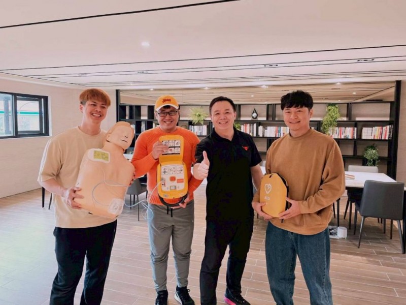 CPR+AED急救教育訓練 | 竹城旭川社區 | 天安保全股份有限公司